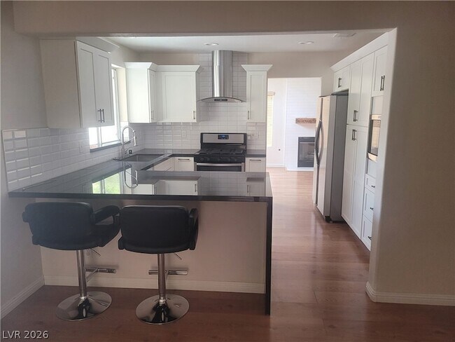 Building Photo - 4013 Forest Knoll Ln