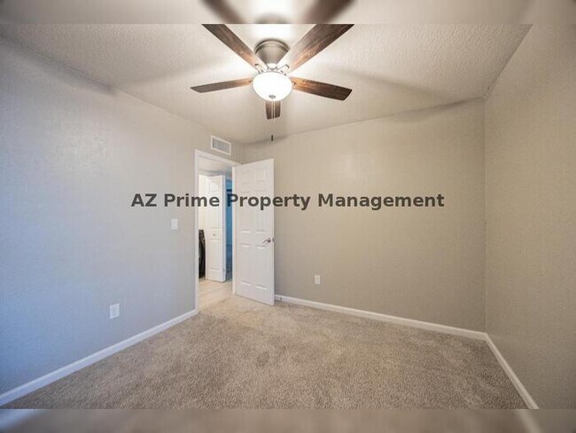 Building Photo - 17601 N 18th Dr