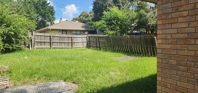 Building Photo - 715 San Mario Ct