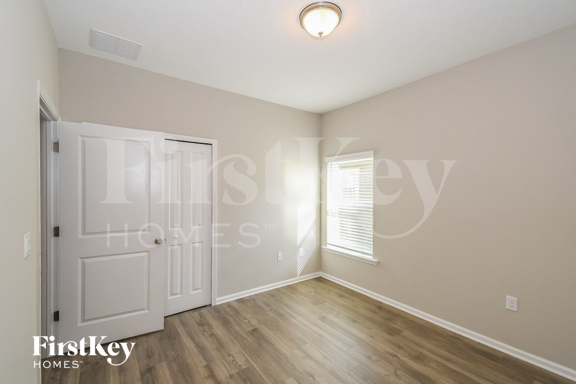 Building Photo - 2721 Copperwood Ave