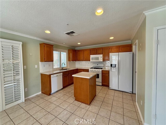 Building Photo - 1 Galisteo Dr