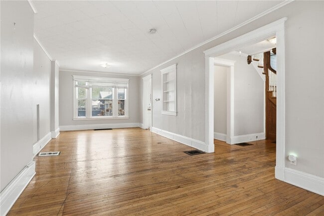 Building Photo - 98 Barrington St