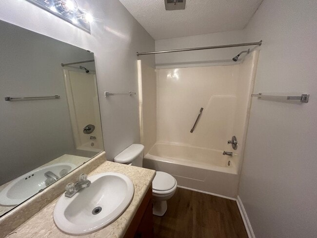 Building Photo - West Columbia Townhome in Stratford Place