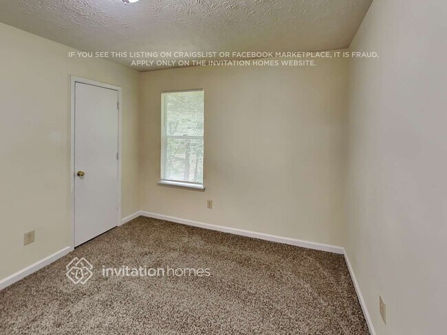 Building Photo - 2795 Wildflower Ln SW