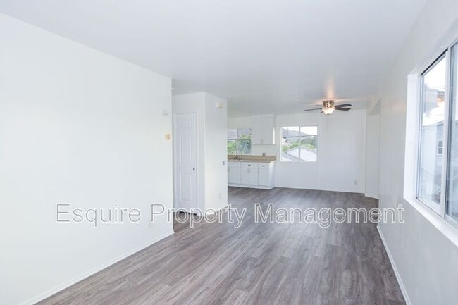 Building Photo - 58 Comstock Dr