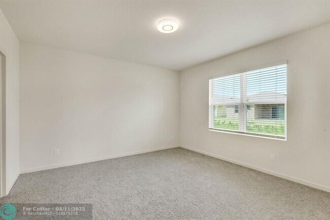 Building Photo - 12259 Rimini Wy