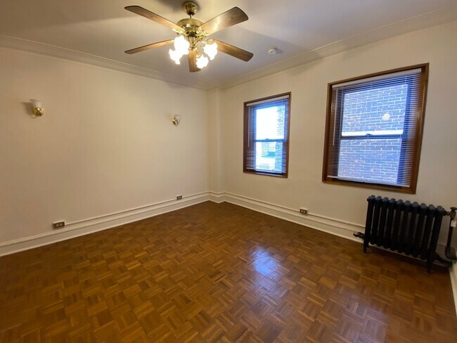 Interior Photo - 2738 N. Pine Grove