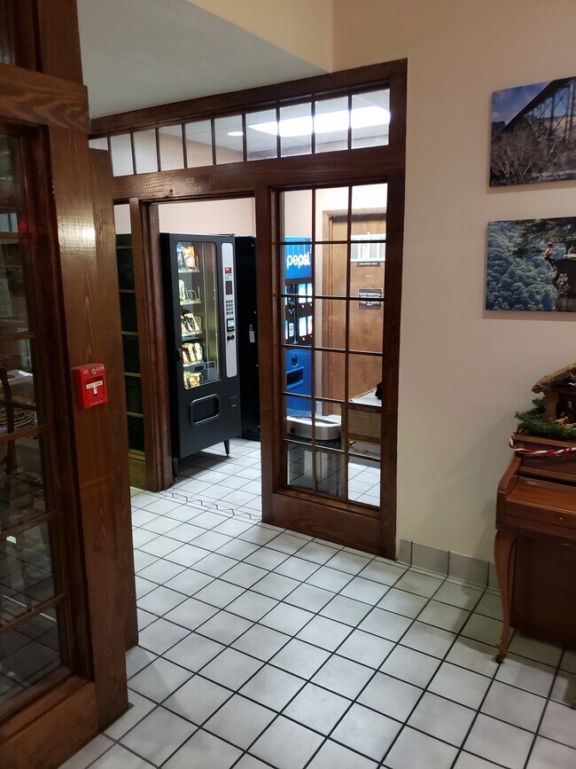 Vending Area - 1909 Harper Rd