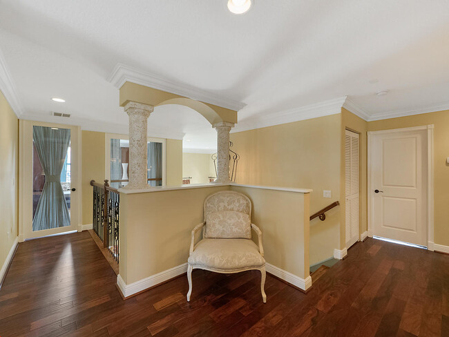 Building Photo - 11461 SW Waldorf Ct