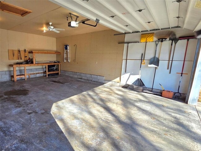 Building Photo - 816 Starr Ave