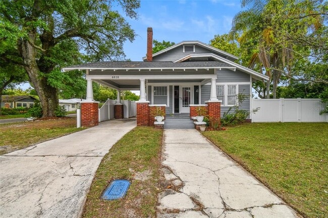 Building Photo - 6810 N Navin Ave