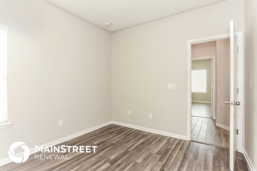 Building Photo - 9689 Lemon Grass Ln