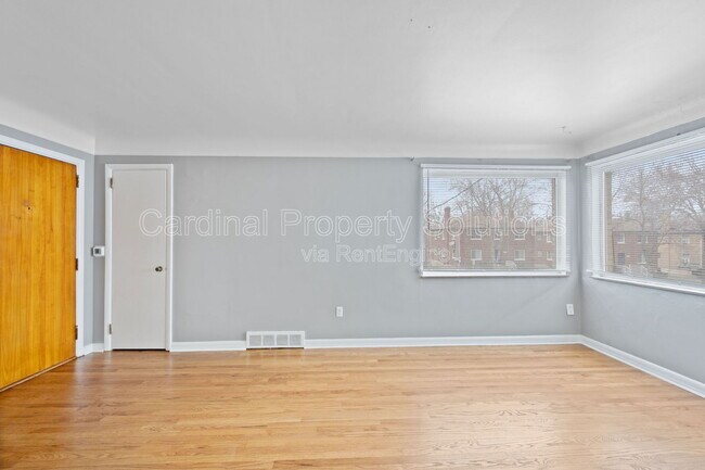 Building Photo - 5520 Bosworth Pl