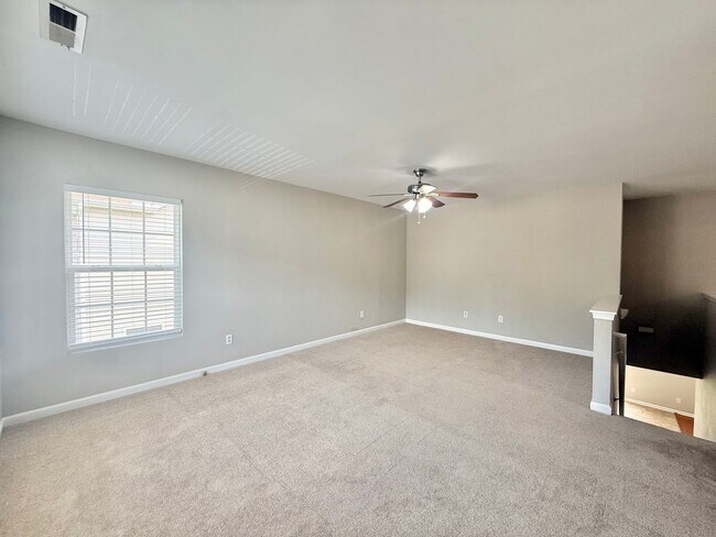 Building Photo - 6016 Namozine Ct
