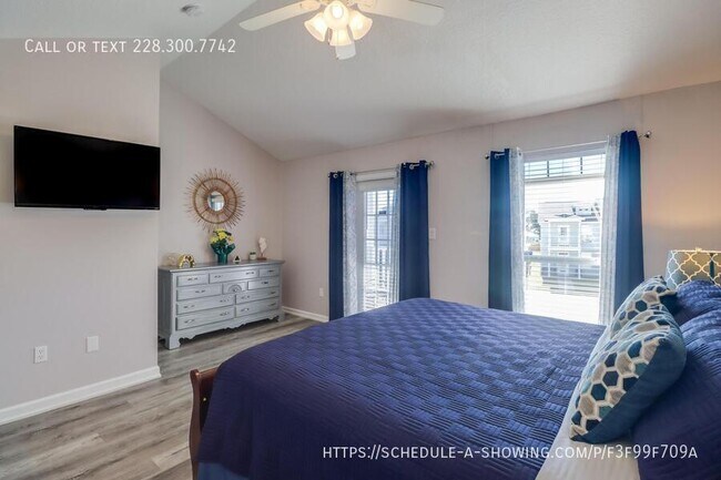 Building Photo - 1229 Century Oaks Dr