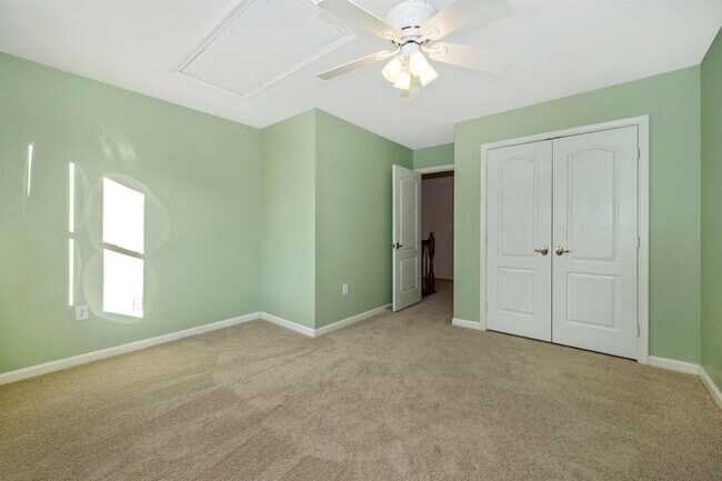 Building Photo - WELLER ESTATES