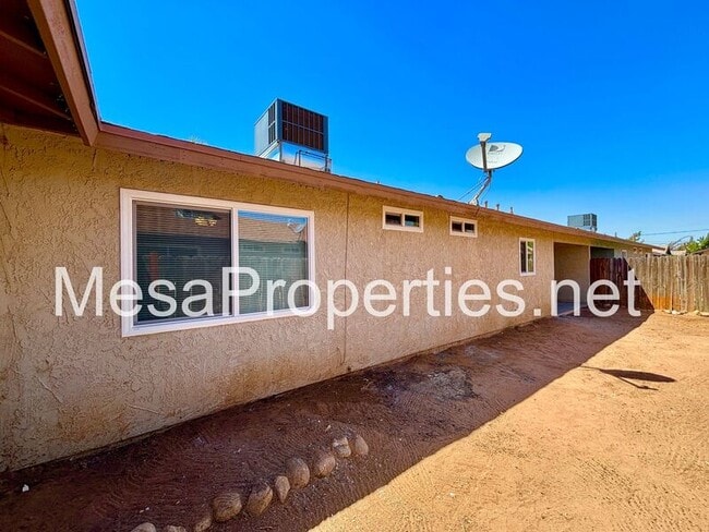 Building Photo - 21460 Laguna Rd