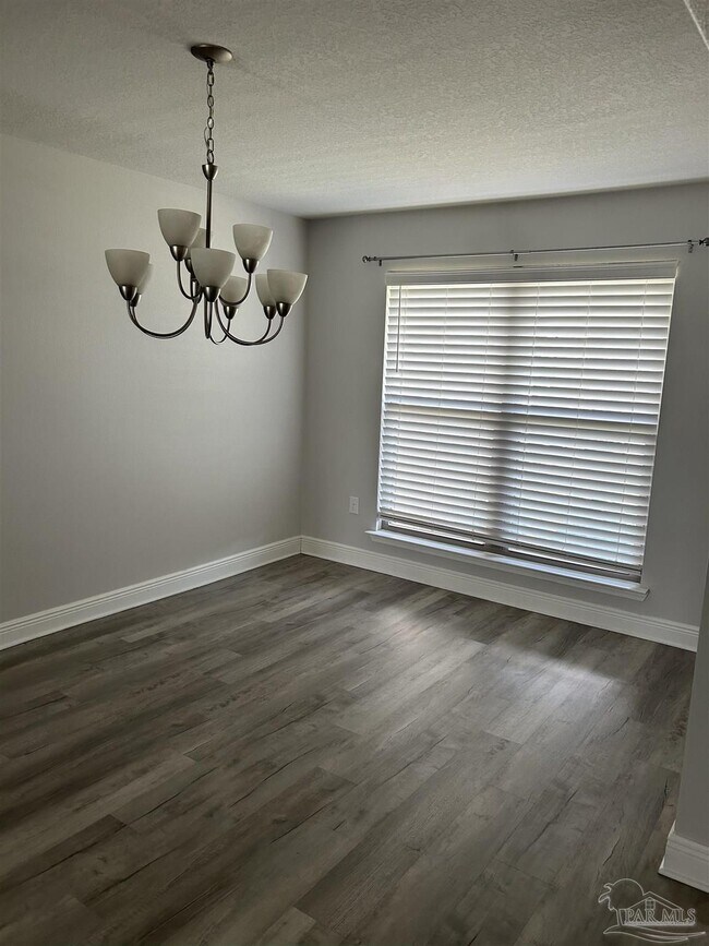 Building Photo - 3538 Campfire Way