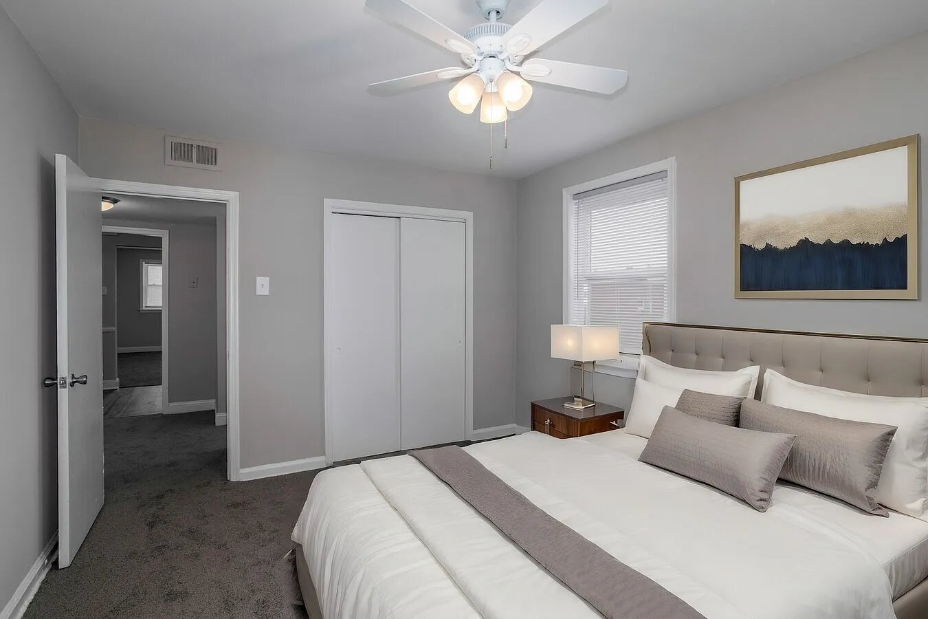 Building Photo - 7901 Roosevelt Blvd