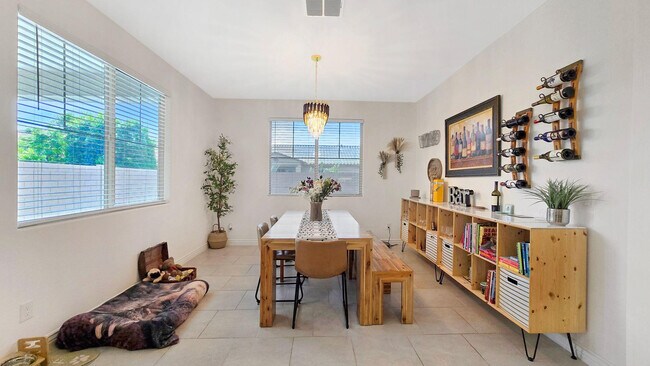 Building Photo - 11615 W Marguerite Ave