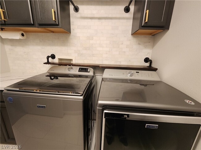 Building Photo - 5476 Sentinel Point Ct