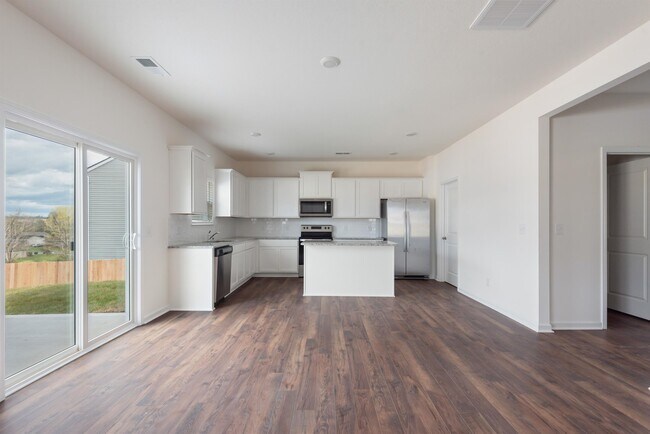 Building Photo - 112 Kaley Ln