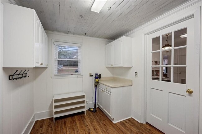 Building Photo - 14605 Cogburn Rd