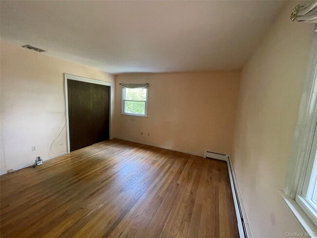 Building Photo - 17 Woodrum Dr