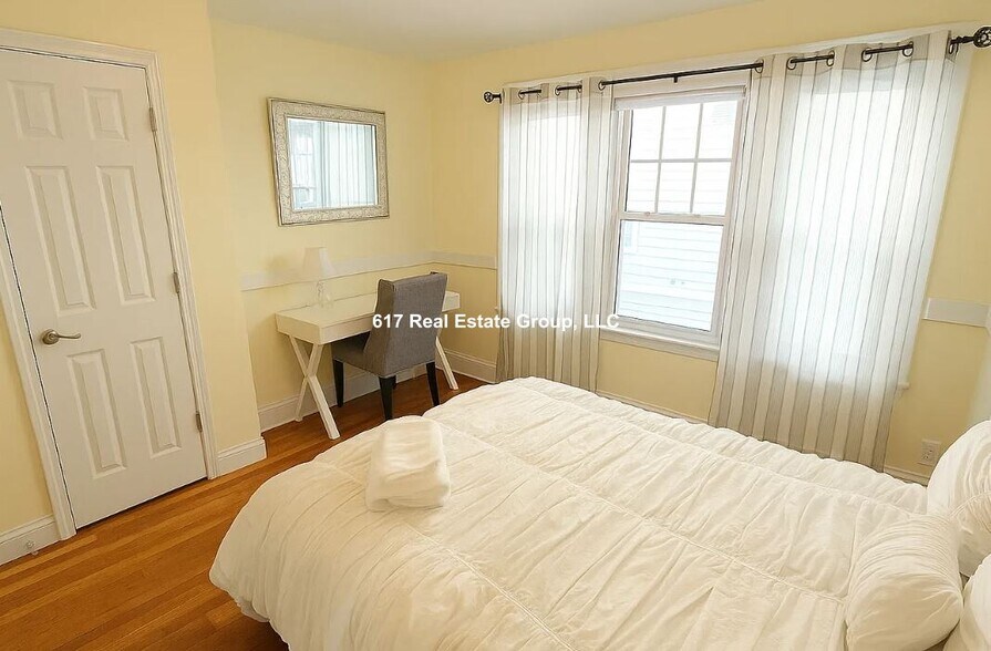 Building Photo - 60 Litchfield St