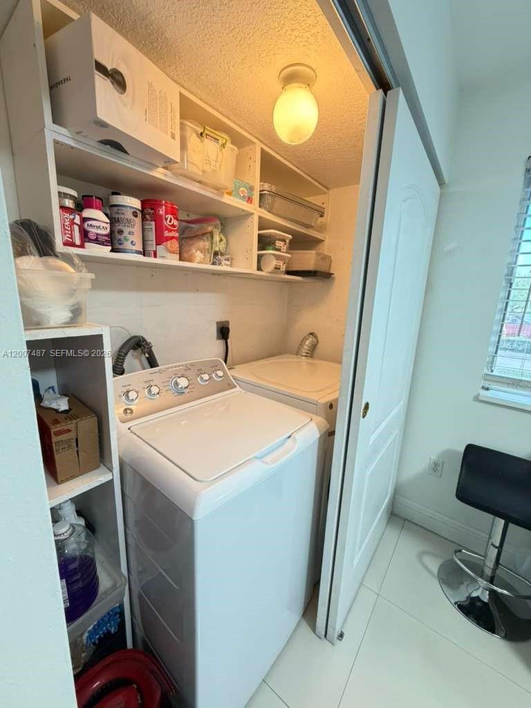 Building Photo - 7265 NW 173rd Dr