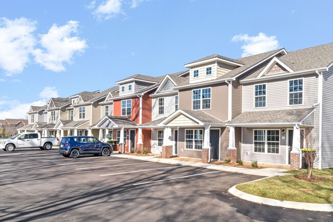 Building Photo - 955 Big Sky Dr