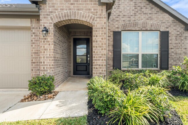 Building Photo - 26707 Andorra Colony Ct