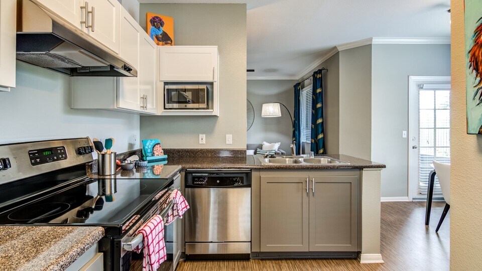 Elan Oceano 4795 Frazee Rd Oceanside CA 92057 Apartment Finder