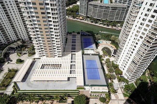 Building Photo - 900 Brickell Key Blvd