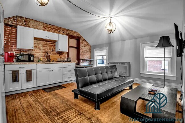 Building Photo - Furnished 1-Bedroom Upper Apartment on Prospect Ave