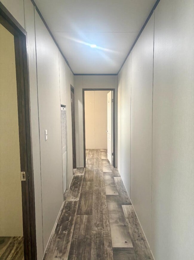 Building Photo - 150 Private Road 1610