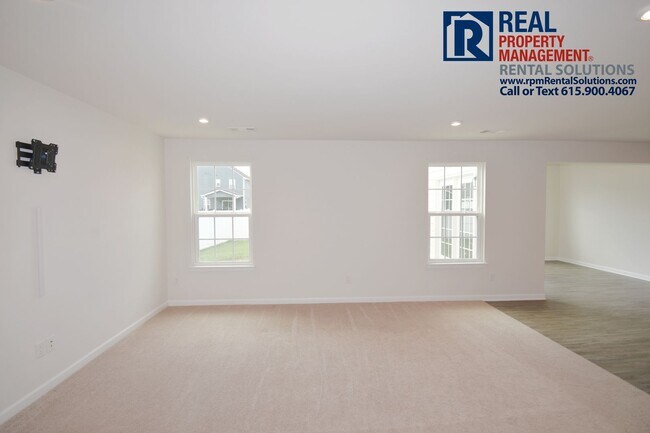 Building Photo - Gorgeous home in Three Rivers Community! N...