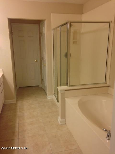 Building Photo - 11141 Castlemain Cir S