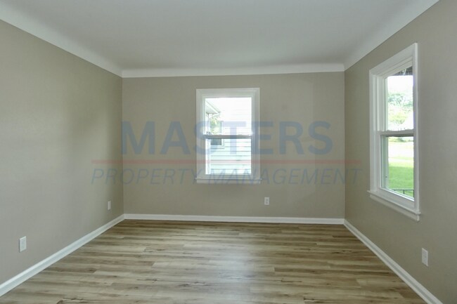Building Photo - 3453 St Bernard Dr
