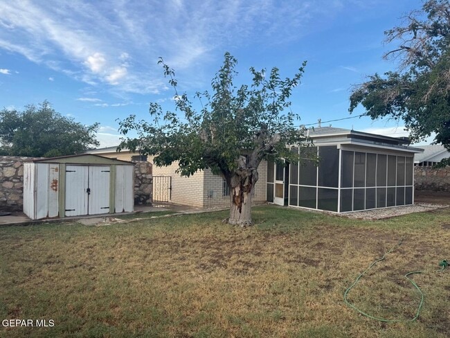 Building Photo - 8800 Sampson Ct