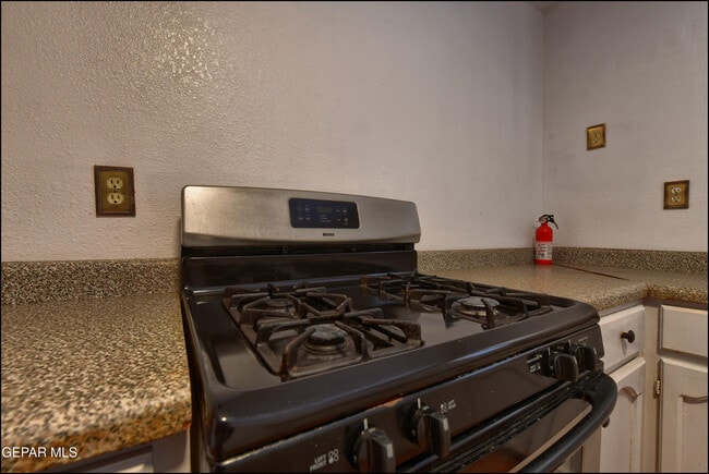 Building Photo - 528 Liahona Dr