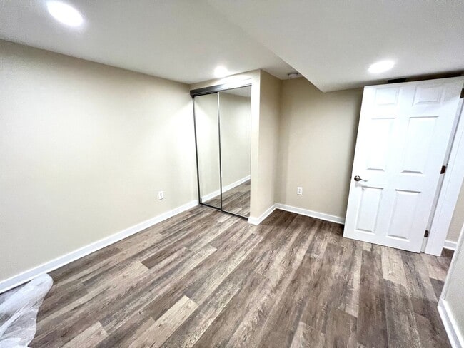 Building Photo - Fantastically updated three bedroom two bath house in the heart of Dormont