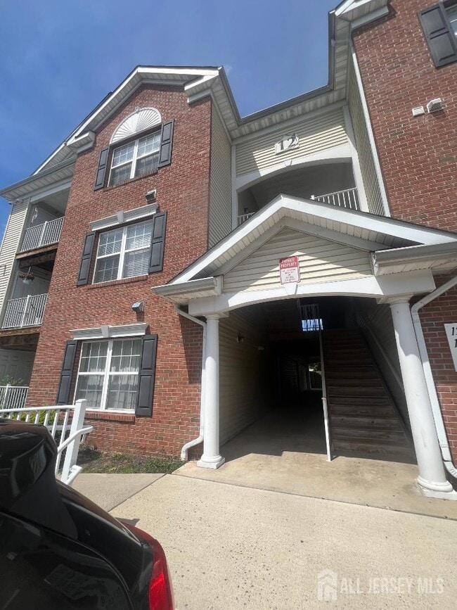 Building Photo - 1216 Dogwood Ct