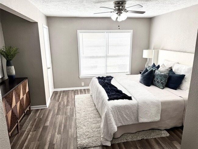 Building Photo - 903 Roper St