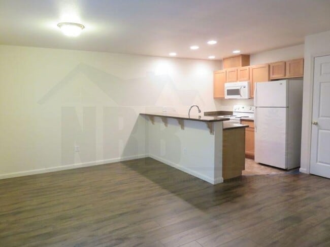 Building Photo - BPoint Properties (4324) EOM SELLING 6/1/25