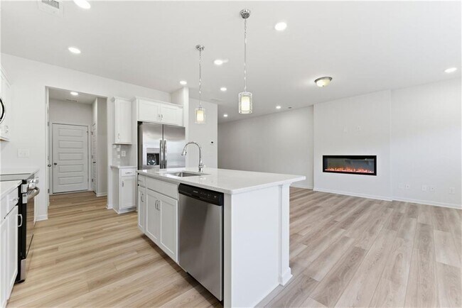 Building Photo - 22 Jacobs Farm Dr SE