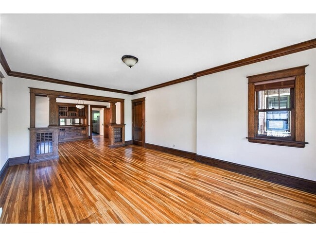 Building Photo - 971 Goodrich Ave