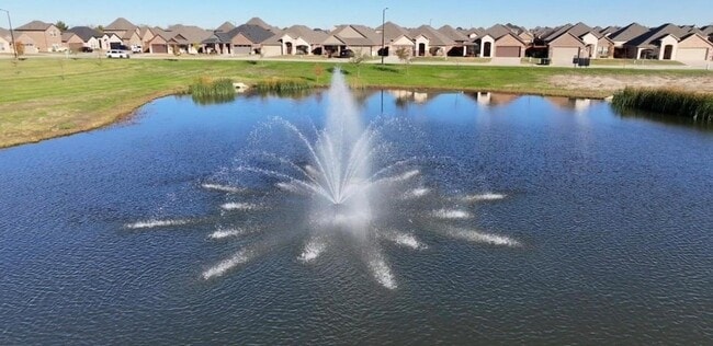 Building Photo - 706 Tippit Ln