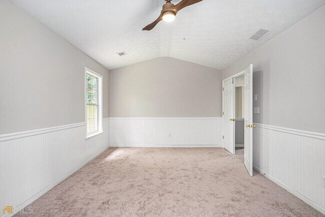 Building Photo - 1463 Evanston Ln