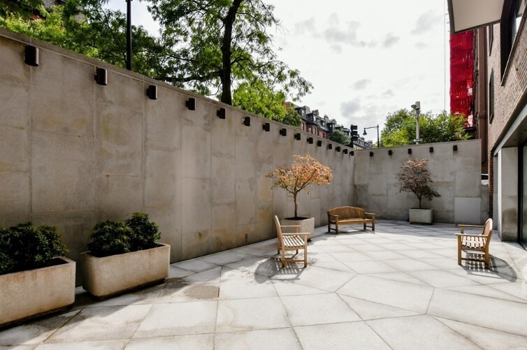 Building Photo - 180 Beacon St